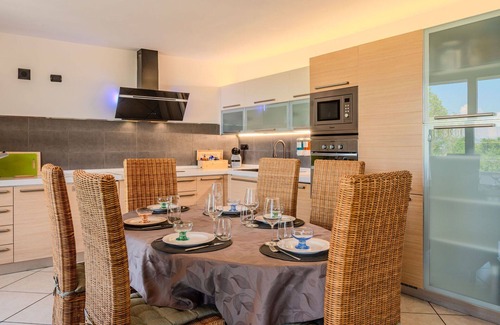 Casnate Con Bernate Villa | Stunning villa with private pool, WIFI, A/C, TV, patio, pets allowed and panoramic view