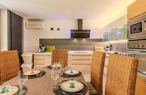 Casnate Con Bernate Villa | Stunning villa with private pool, WIFI, A/C, TV, patio, pets allowed and panoramic view