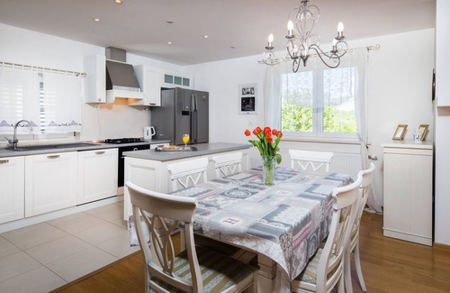 Dugopolje Villa | STUNNING VILLA SOFIA WITH HEATED POOL IN SPLIT HINTERLAND