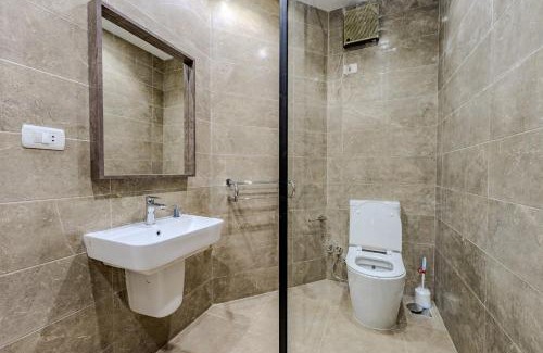 Dream Land Apartment | Styling Duplex 5 BR Unit For Friends and Family