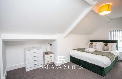 Blyth House | Stylish 5BR Contractor Stay - Work & Business - Parking