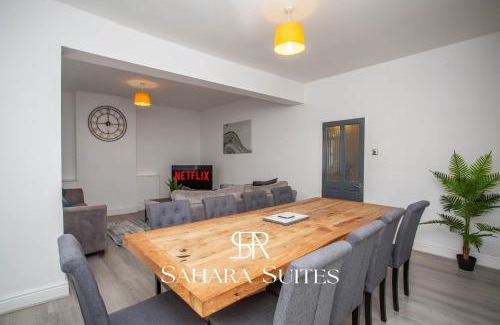 Blyth House | Stylish 5BR Contractor Stay - Work & Business - Parking
