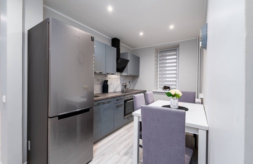 Vilkaviskis Apartment | Stylish Apartment For up to 4 Guests With WiFi, Free Parking