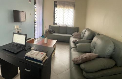 Kireka Villa | Stylish cozy stay Kyanja
