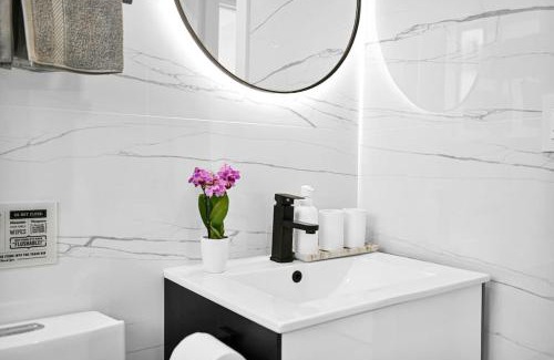 Buena Vista House | Stylish Oasis in Design District, Near Wynwood