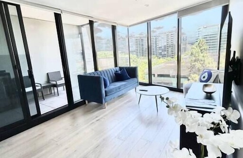 Canberra City Centre Apartment | Stylish pad in Canberra’s CBD