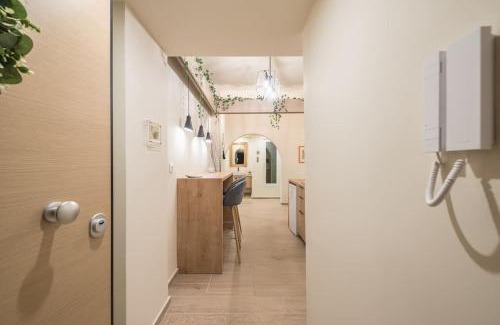 Attiki Apartment | Stylish Suite in the Heart of Athens