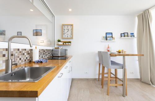 Callao Salvaje Apartment | Sueño Azul FRONT MER