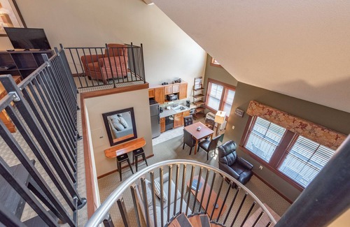 Thayerville Apartment | Suites at Silver Tree: A308 Studio & Loft Standard View