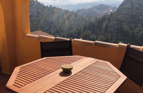 Cumbre del Sol Apartment | Sunny and very quiet apartment with gorgeous mountain and valley views