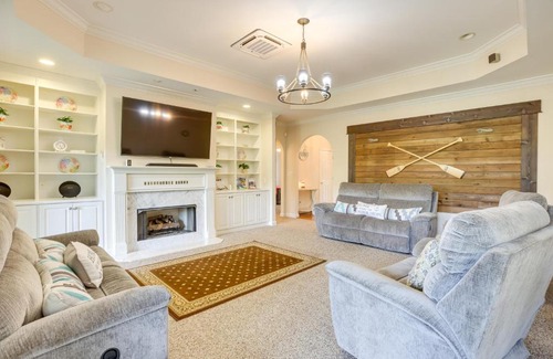 Cropwell Apartment | Sunny Coosa River Hideaway with Boat Dock and Slip!