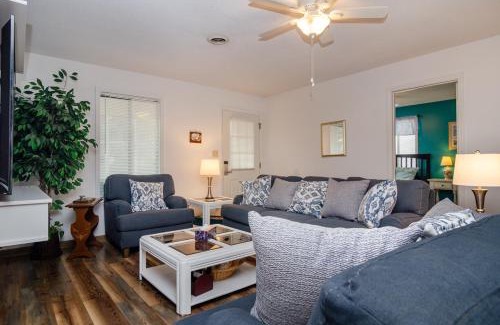 Kure Beach House | Sunny Vacations Cottage by Bryant Real Estate