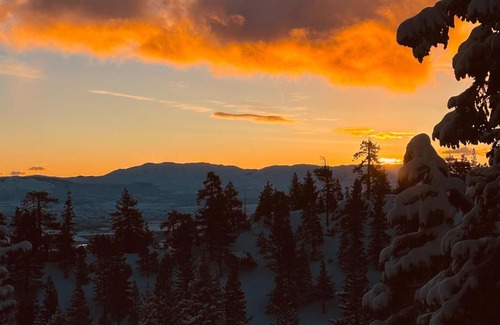 Tahoe Village Apartment | Sunrise Serenity at Tahoe Village