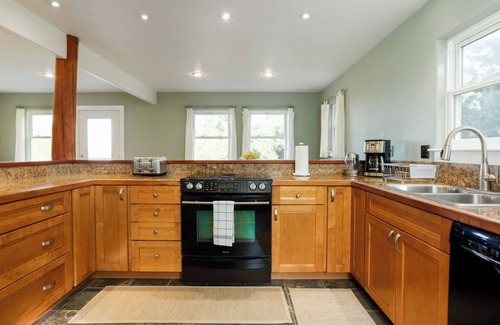 Kamuela Apartment | Sunset Orchard- Sunny side of Waimea, close to beaches!