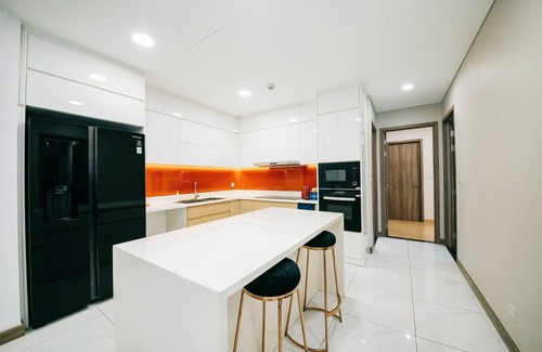 Hang Xanh Apartment | Sunwah Pearl Suites