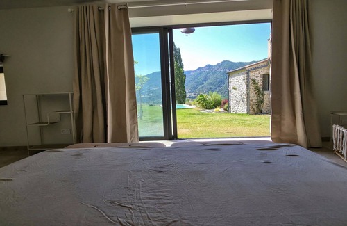 Roche-Saint-Secret Other | Superb farmhouse with breathtaking views in a quiet location not overlooked