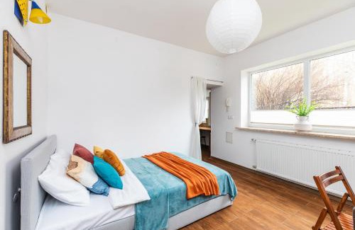 Babice Nowe Apartment | SuperApart Cieplarniana 44B - z parkingiem i Wi-Fi