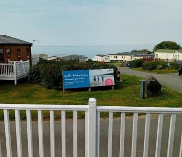 New Quay Ski Chalet | Superb position 2 bedroom Caravan Newquay Wales