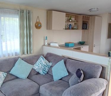 New Quay Ski Chalet | Superb position 2 bedroom Caravan Newquay Wales