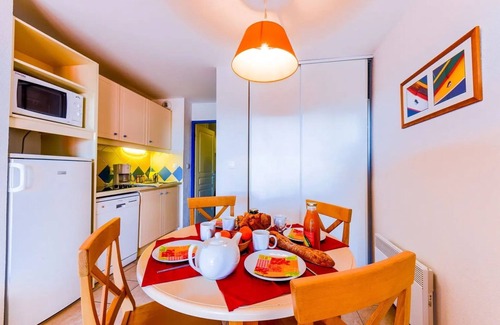 Le Barcares Apartment | T2 + cabine | À 300m de la Plage + piscine