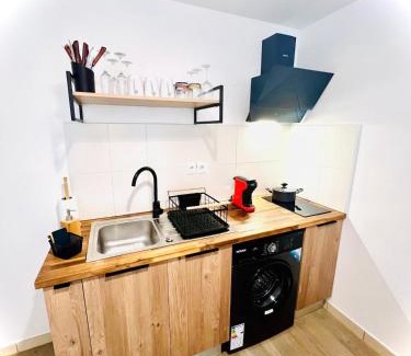 Sainte-Clotilde Apartment | T2 ILONA - neuf, 8min airport