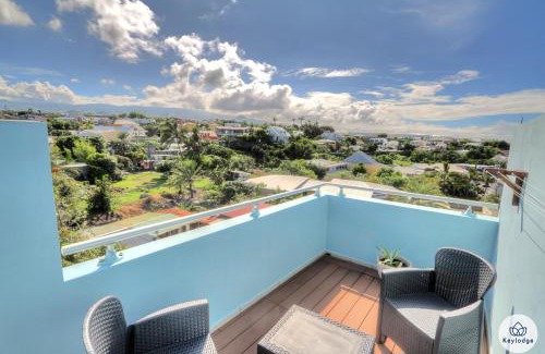 Saint-Pierre De La Reunion Apartment | T3 duplex - Le Tempo Créole, 2 étoiles - 90m2 - Terre-Sainte