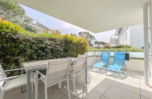 Puget-sur-Argens Apartment | T3 lumineux avec jardin, parking et piscine