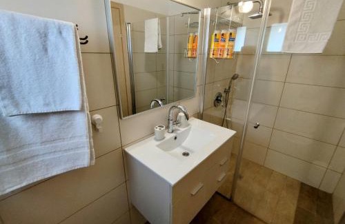 Ein Dor Apartment | Tavor view נוף תבור