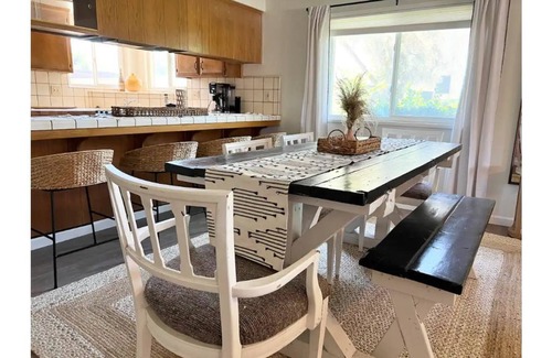 Tehachapi House | Tehachapi Home Away From Home plus Hot Tub