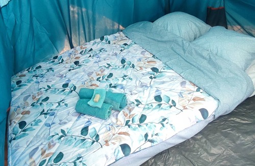 Castelo Branco RV Rental | Tente 2 Personnes Avec vue sur les Montagnes