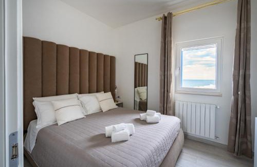 Polignano a Mare Apartment | Terra | 2-Bedroom with Shared Kitchen & Balcony – Seafront Location
