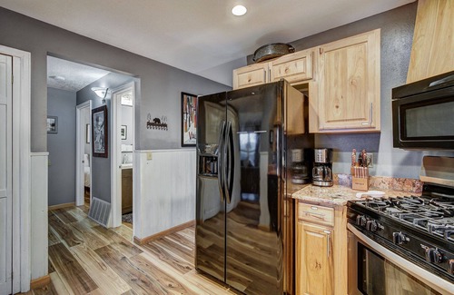 Breckenridge Ski Chalet | The Apres Chalet on Peak 7, Private Hot Tub, Views, Location!