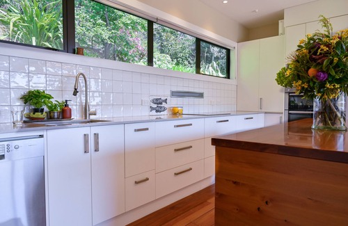 Stepneyville House | The Arthouse - NZ Architect Award-winning Nelson Waterfront Home