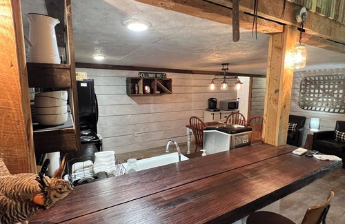 Metter Other | The Barn at Canoochee Farms (23 miles from Statesboro and GSU)