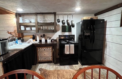 Metter Other | The Barn at Canoochee Farms (23 miles from Statesboro and GSU)