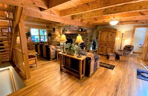 Tellico Village House | The "Bear" Necessities of Lake Life