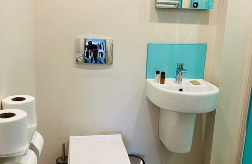 Lewisham Hotel | The Brookmill