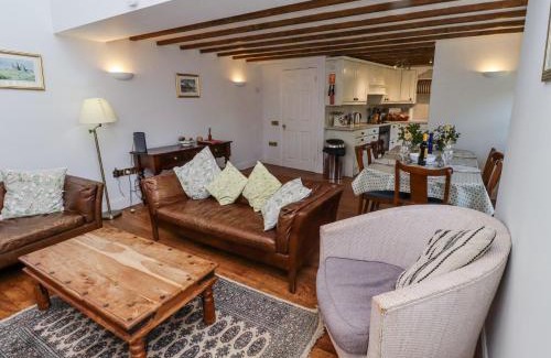 Lowick House | The Coach House