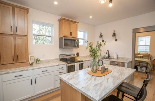 Jefferson City Apartment | The Condit Home- 1 Bedroom