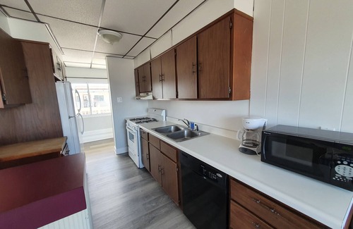 North End Hotel | The Coral Sands Motel