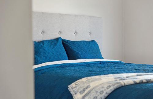 Ajax House | The Devineridge Executive House