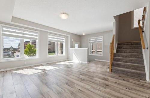 Ajax House | The Devineridge Executive House