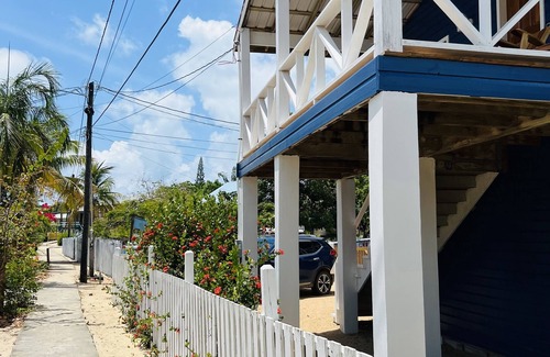 Placencia Apartment | The Flying Toucan