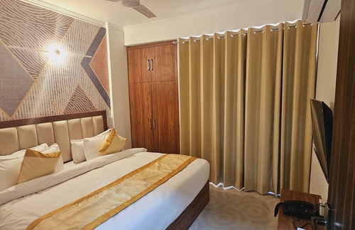 Mathura Hotel | The Grand ND Resort