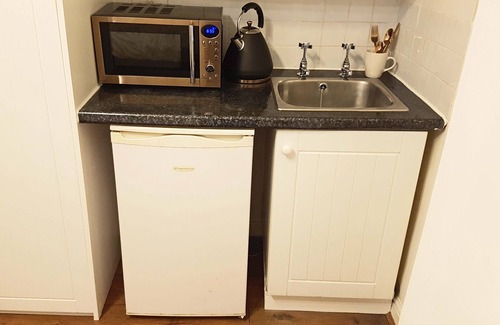Canary Wharf House | The Greenwich Pensioner