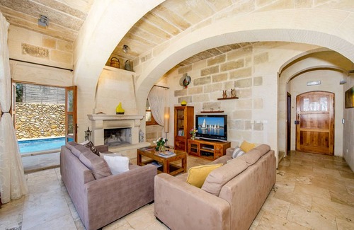 Ta' Għammar Apartment | The Hamlet 1 Holiday Home