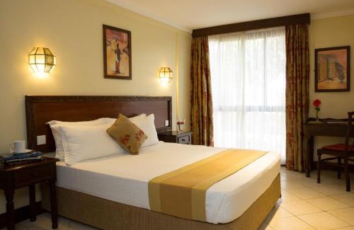 Kilimani Hotel | The Heron By Sarovar Portico India