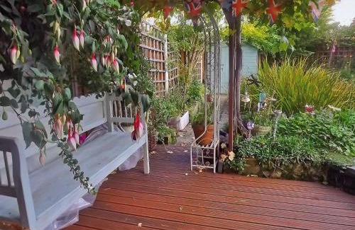 Gloucester House | The Hideaway Cottage
