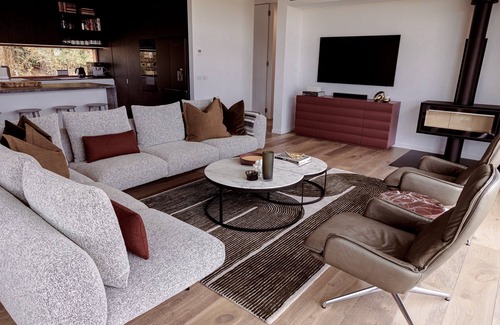 Lucknow House | The Horned Cow | Luxe Holiday Home