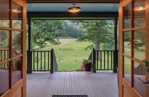 Weaverville Bed & Breakfast | The Inn At Amaris Farms